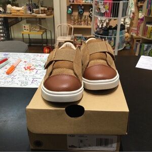 Ugg Rennon Low Top Toddler Multiple Sizes